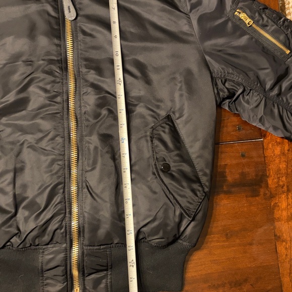 Authentic Alpha Industries Aviator Jacket - reversible!  Perfect condition! - Picture 10 of 10